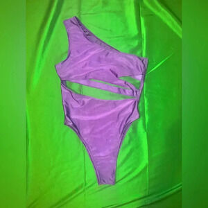 Icon Swim Swimsuit size Medium
